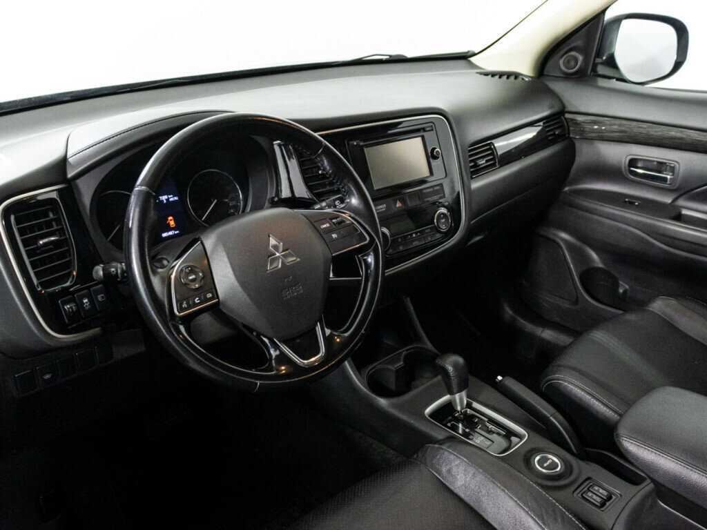 Mitsubishi Outlander, 2016 Фото №11