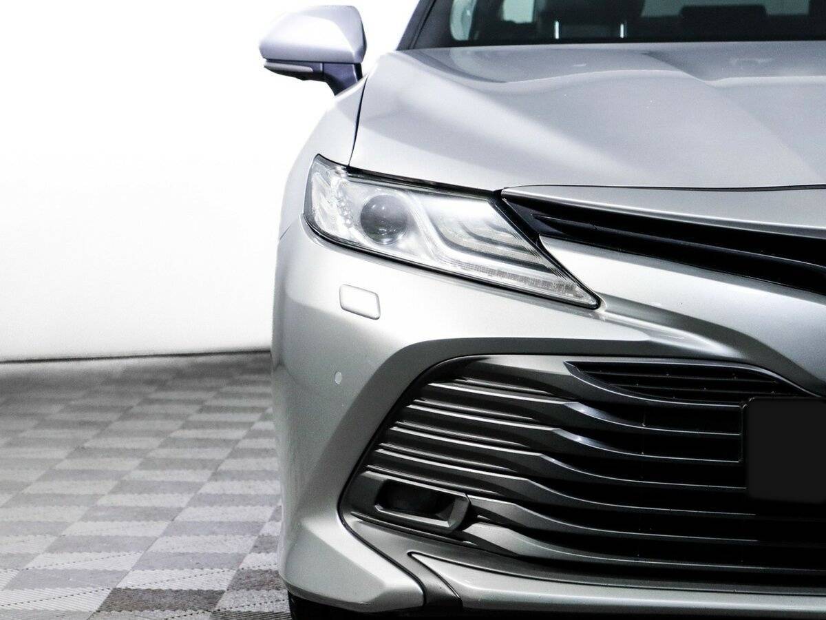 Toyota Camry, 2018 Фото №18