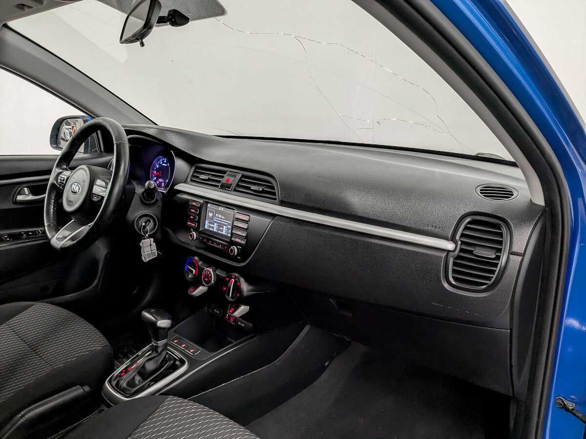 Kia Rio X-Line, 2020 Фото №11