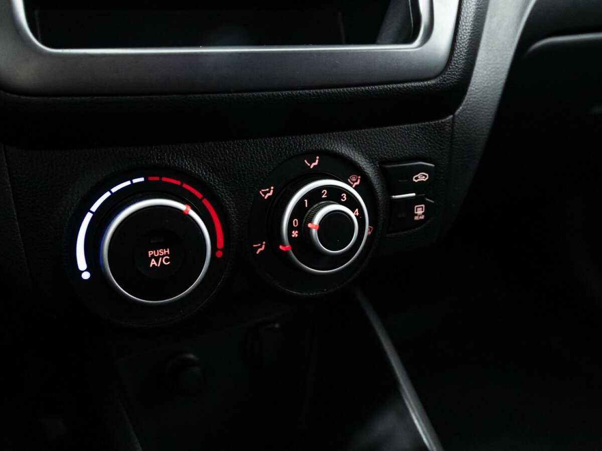 Kia Rio, 2012 Фото №15