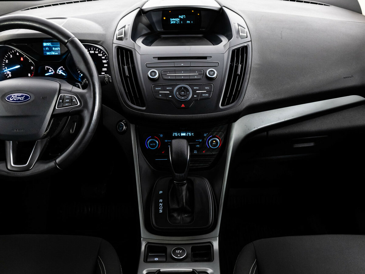 Ford Kuga II Рестайлинг, 2017 Фото №10