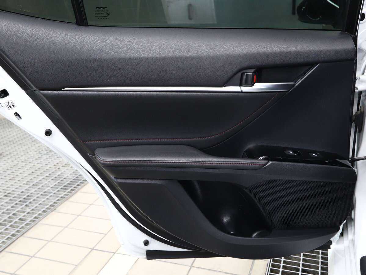 Toyota Camry, 2020 Фото №9