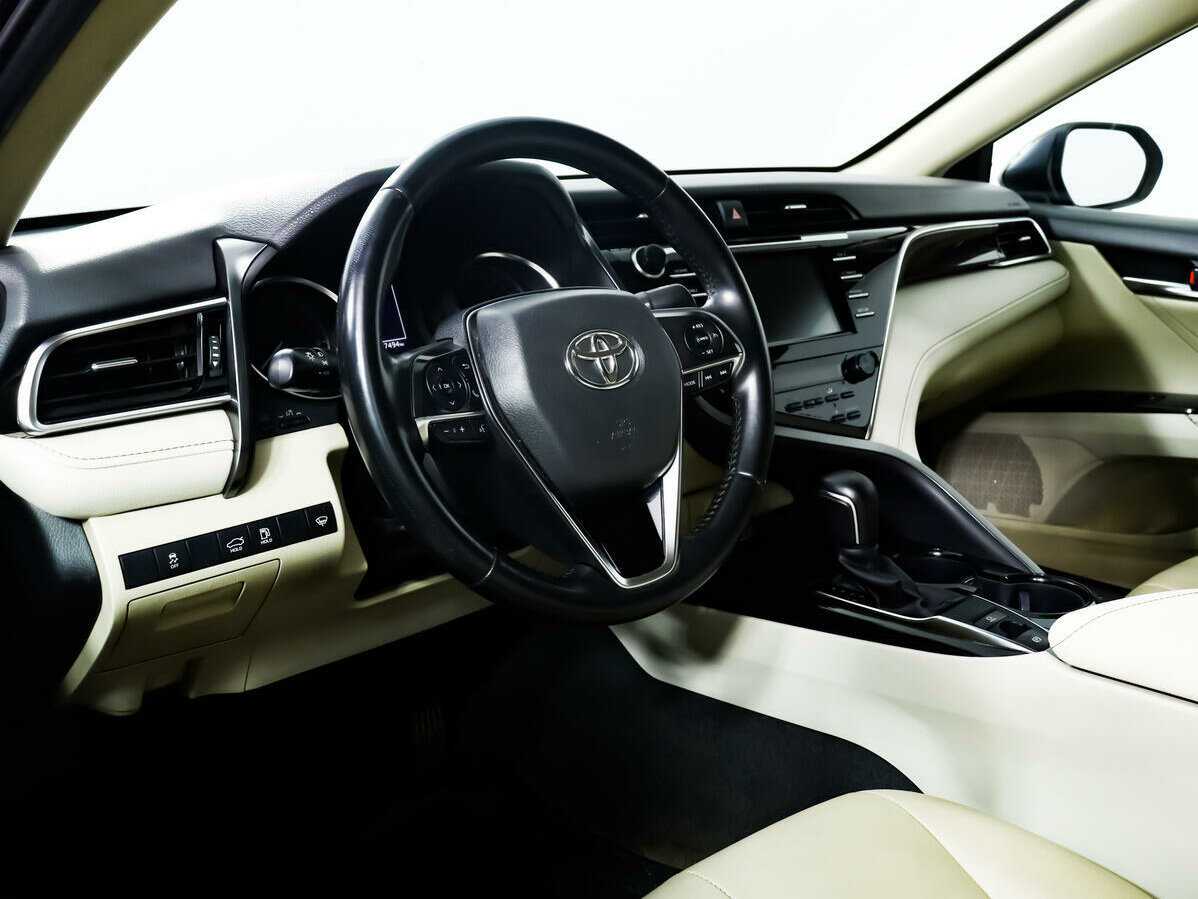 Toyota Camry, 2019 Фото №13