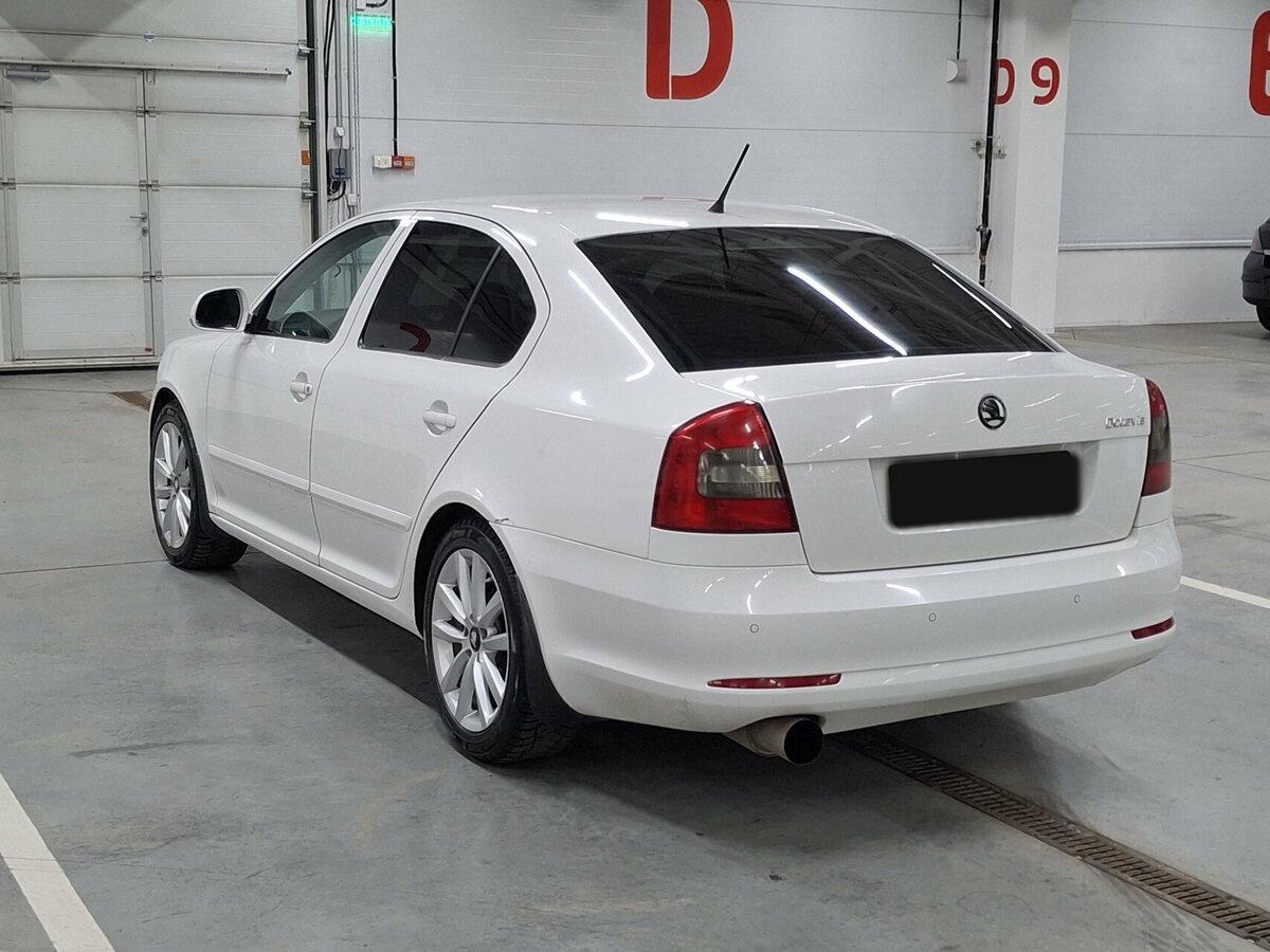 Skoda Octavia II (A5) Рестайлинг, 2012 Фото №7