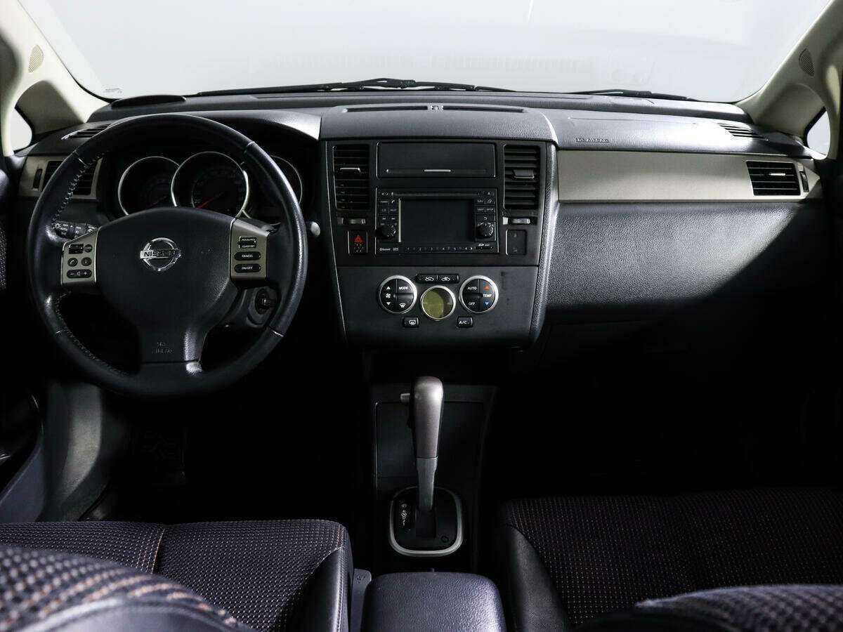 Nissan Tiida, 2012 Фото №12