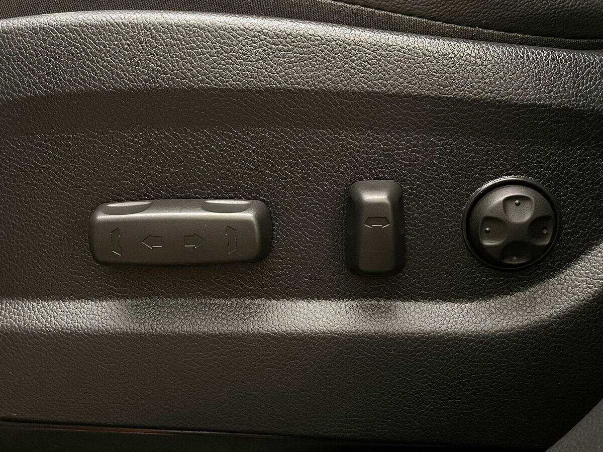 Hyundai Santa Fe, 2015 Фото №15