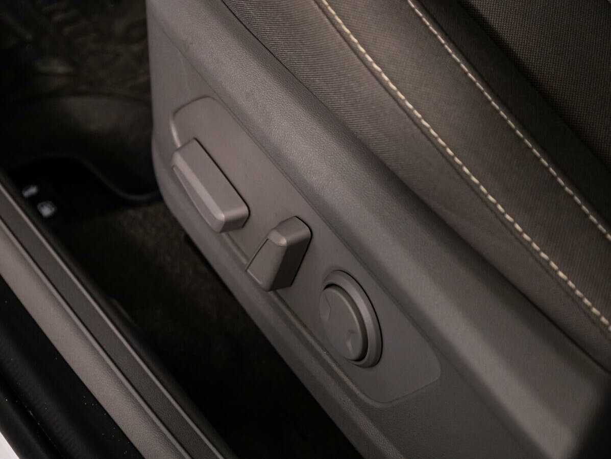 Hyundai Elantra, 2021 Фото №14