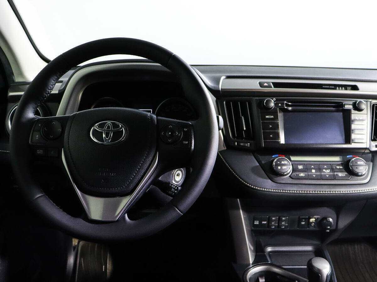 Toyota RAV4, 2016 Фото №12