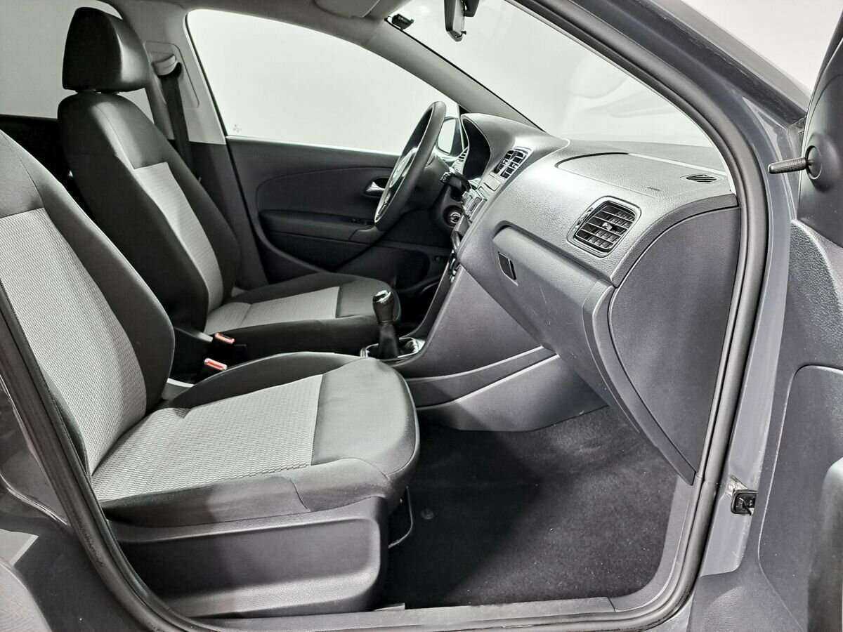 Volkswagen Polo, 2014 Фото №8