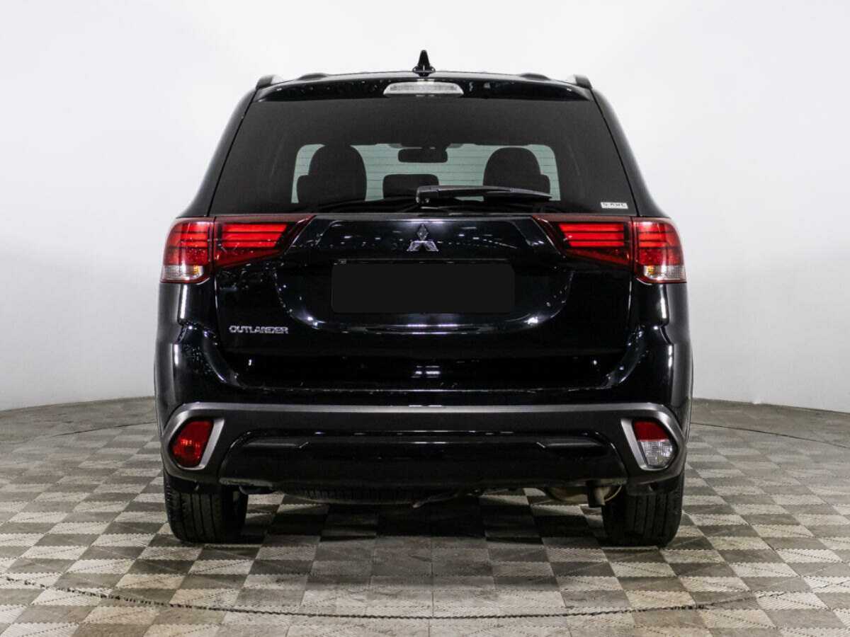 Mitsubishi Outlander, 2021 Фото №6