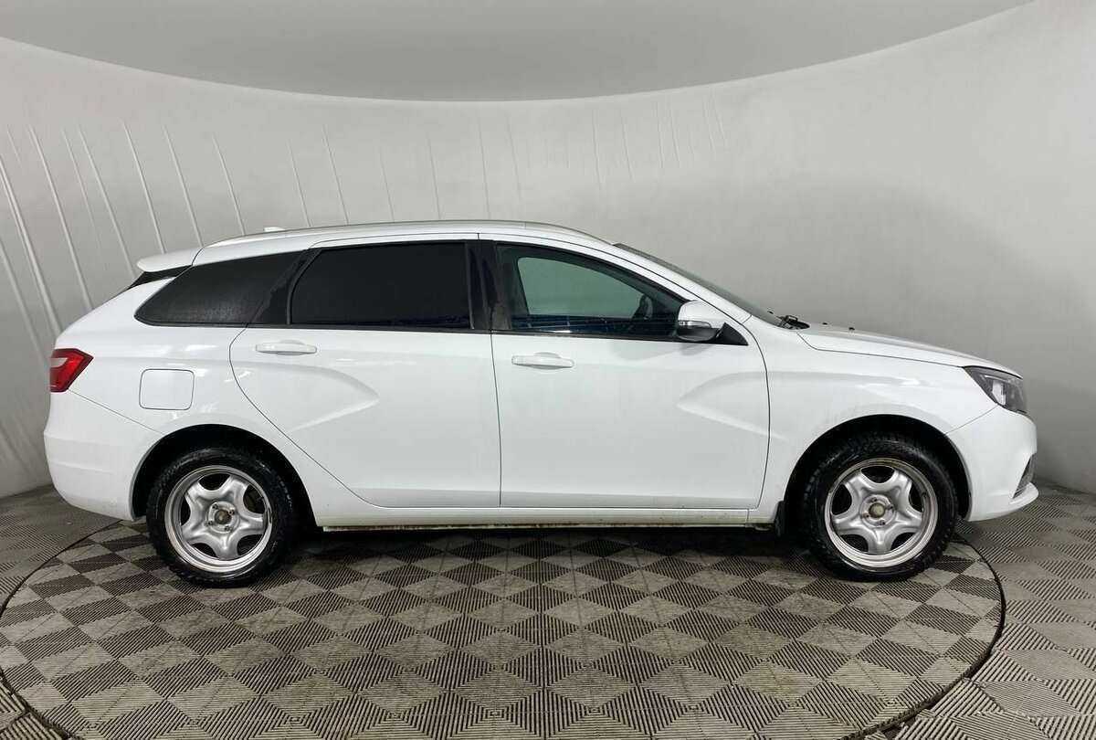 Lada (ВАЗ) Vesta SW, 2019 Фото №4