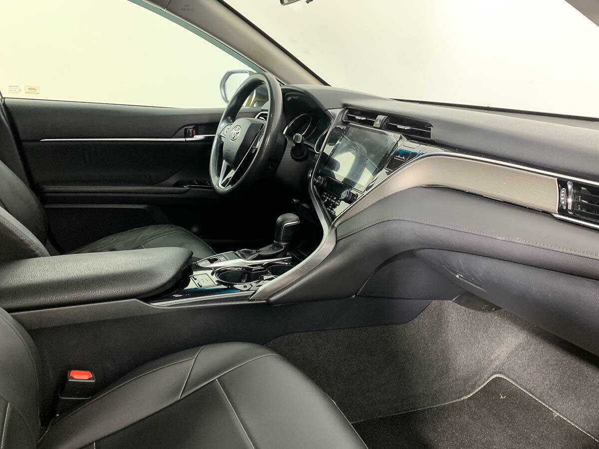 Toyota Camry, 2021 Фото №10