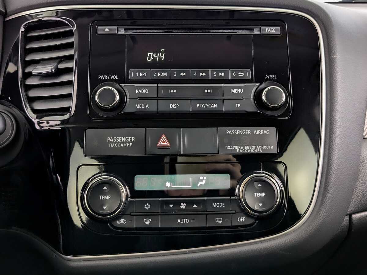 Mitsubishi Outlander, 2014 Фото №13