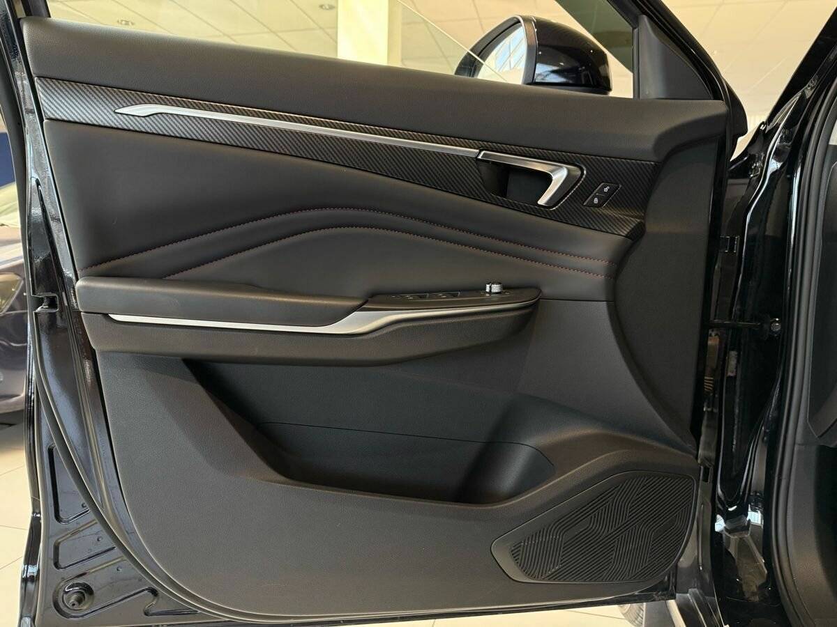 FAW Bestune T55, 2023 Фото №12