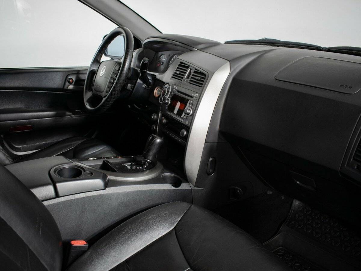 SsangYong Kyron 6-speed I Рестайлинг, 2012 Фото №9