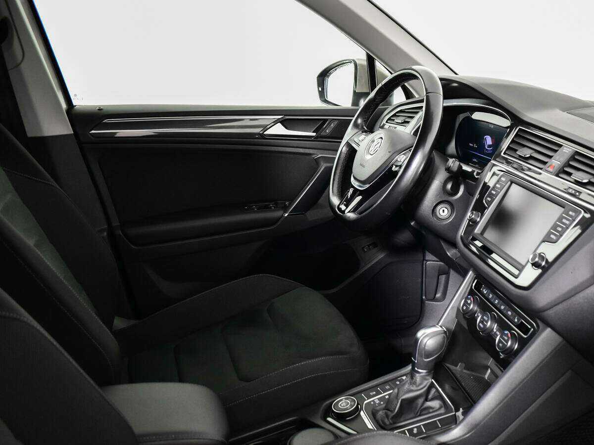 Volkswagen Tiguan, 2017 Фото №5