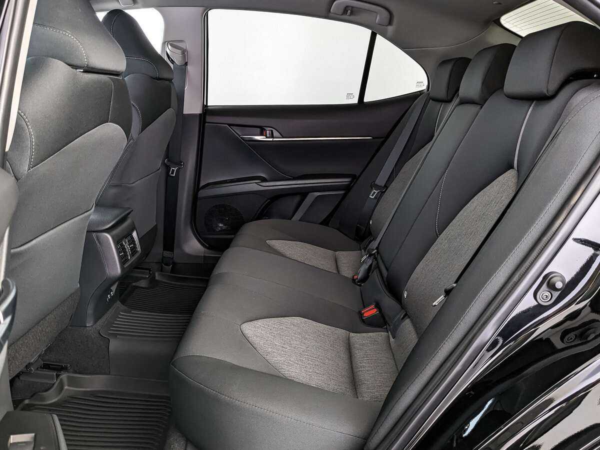 Toyota Camry, 2021 Фото №17