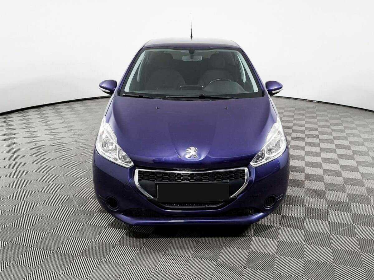 Peugeot 208, 2013 Фото №2