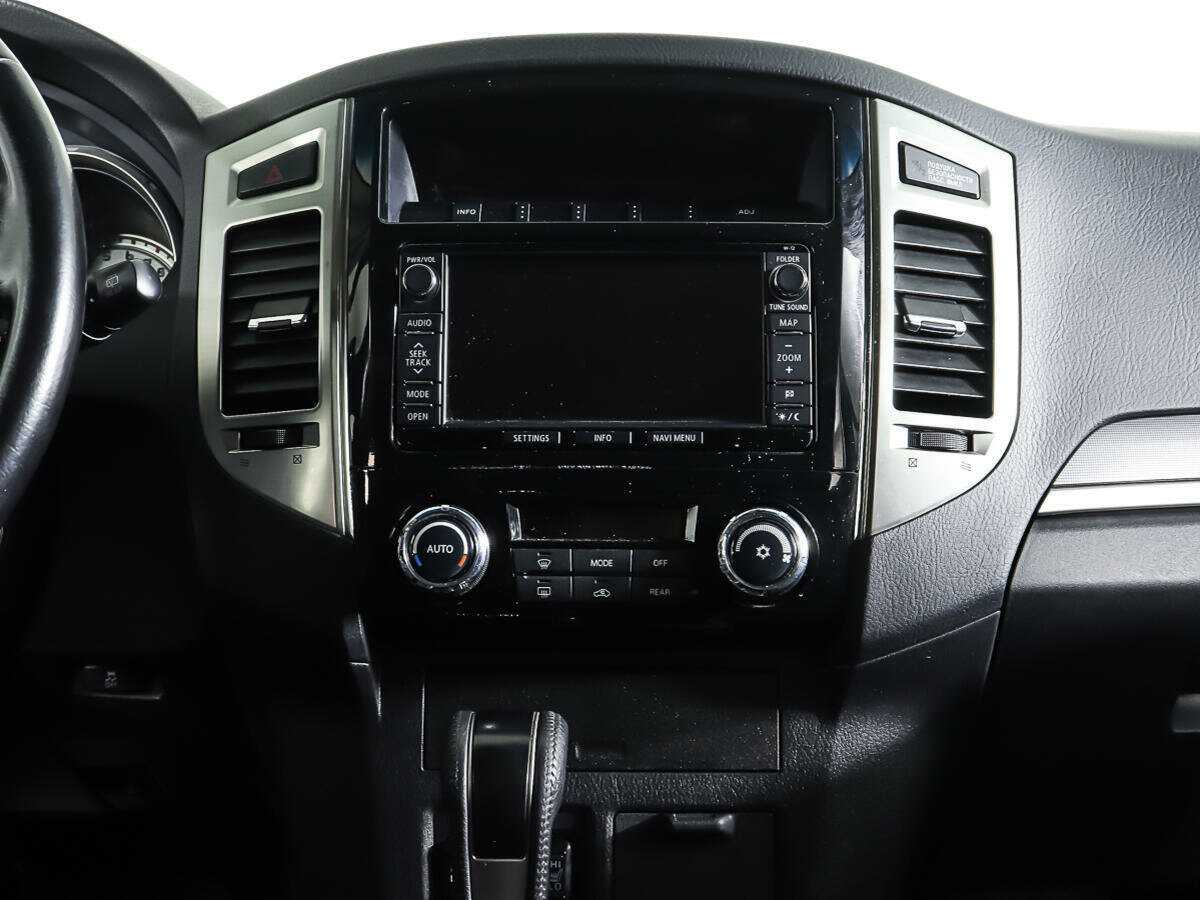 Mitsubishi Pajero, 2014 Фото №10