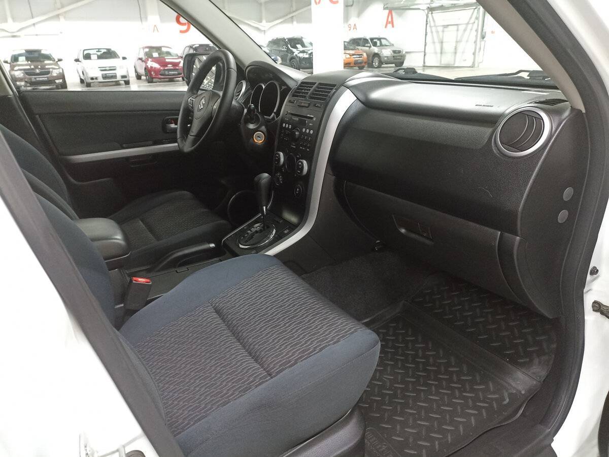 Suzuki Grand Vitara, 2013 Фото №11