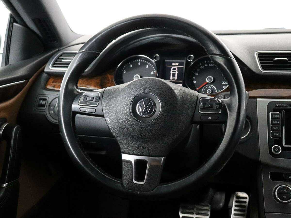 Volkswagen Passat CC, 2012 Фото №13