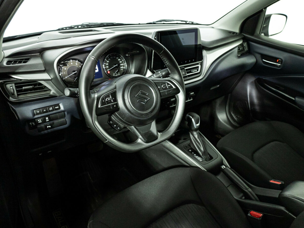 Suzuki Baleno III, 2022 Фото №11