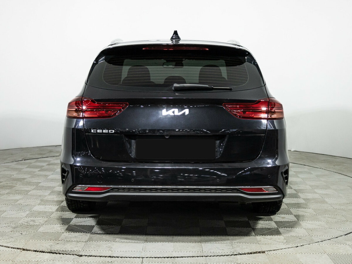 Kia Ceed III Рестайлинг, 2022 Фото №6