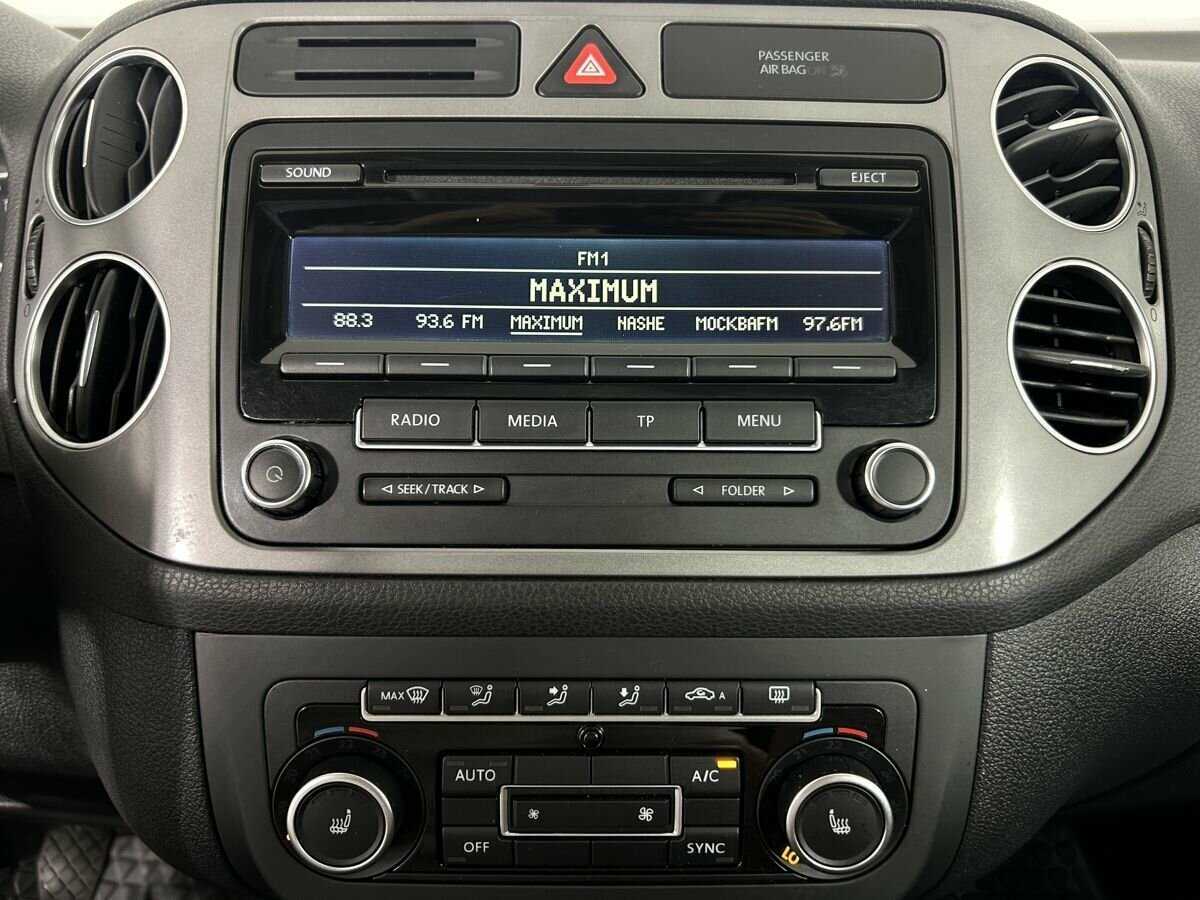 Volkswagen Golf Plus, 2012 Фото №11