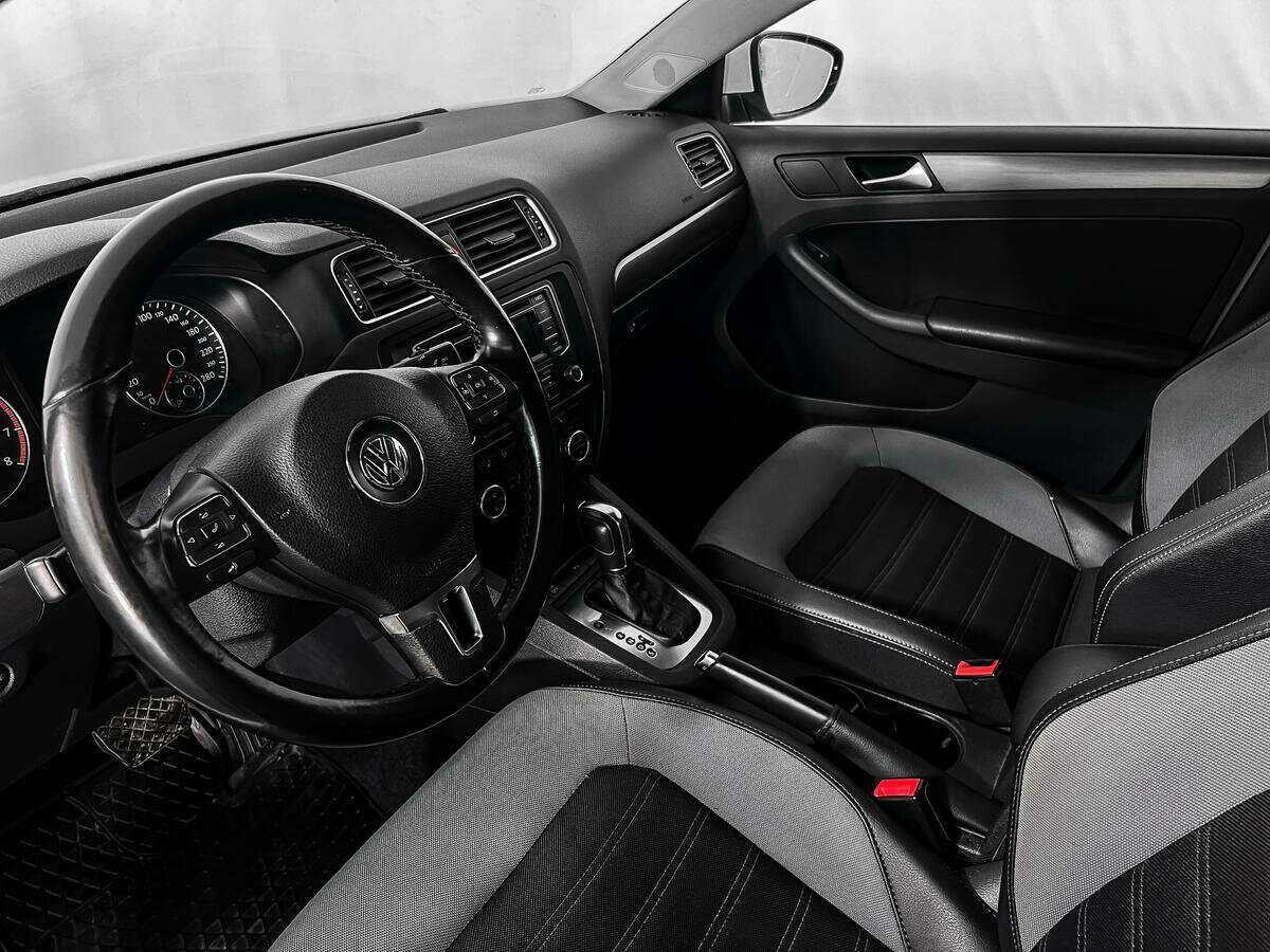 Volkswagen Jetta, 2013 Фото №9