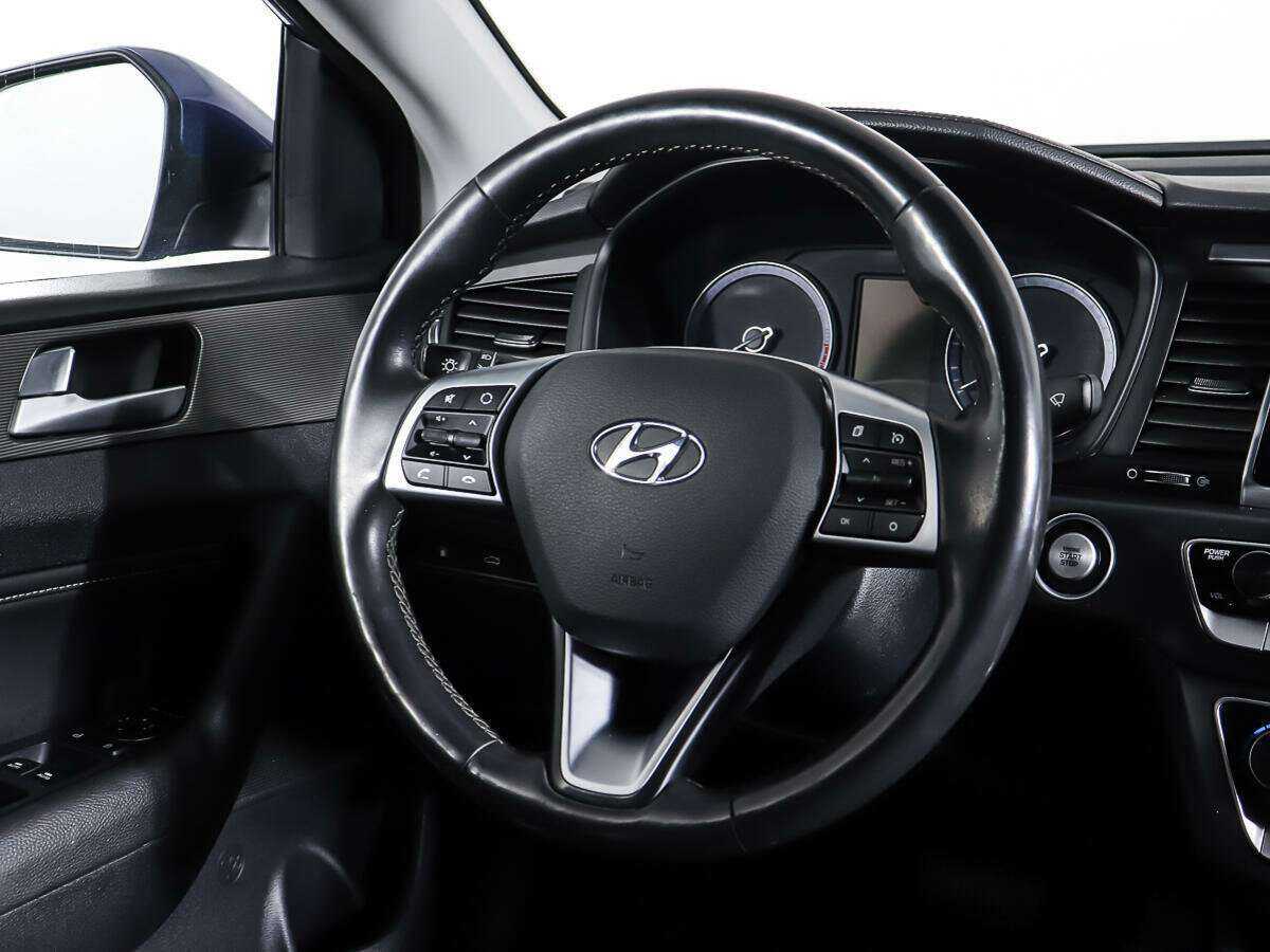 Hyundai Sonata, 2018 Фото №15