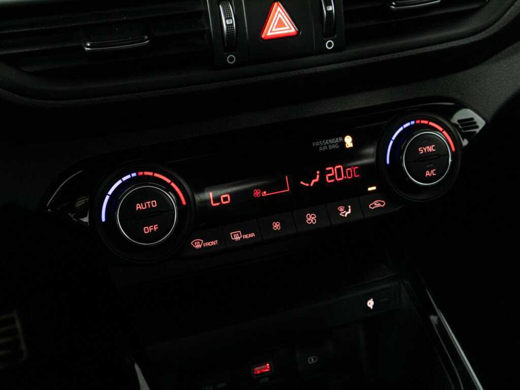 Kia Cerato, 2022 Фото №21