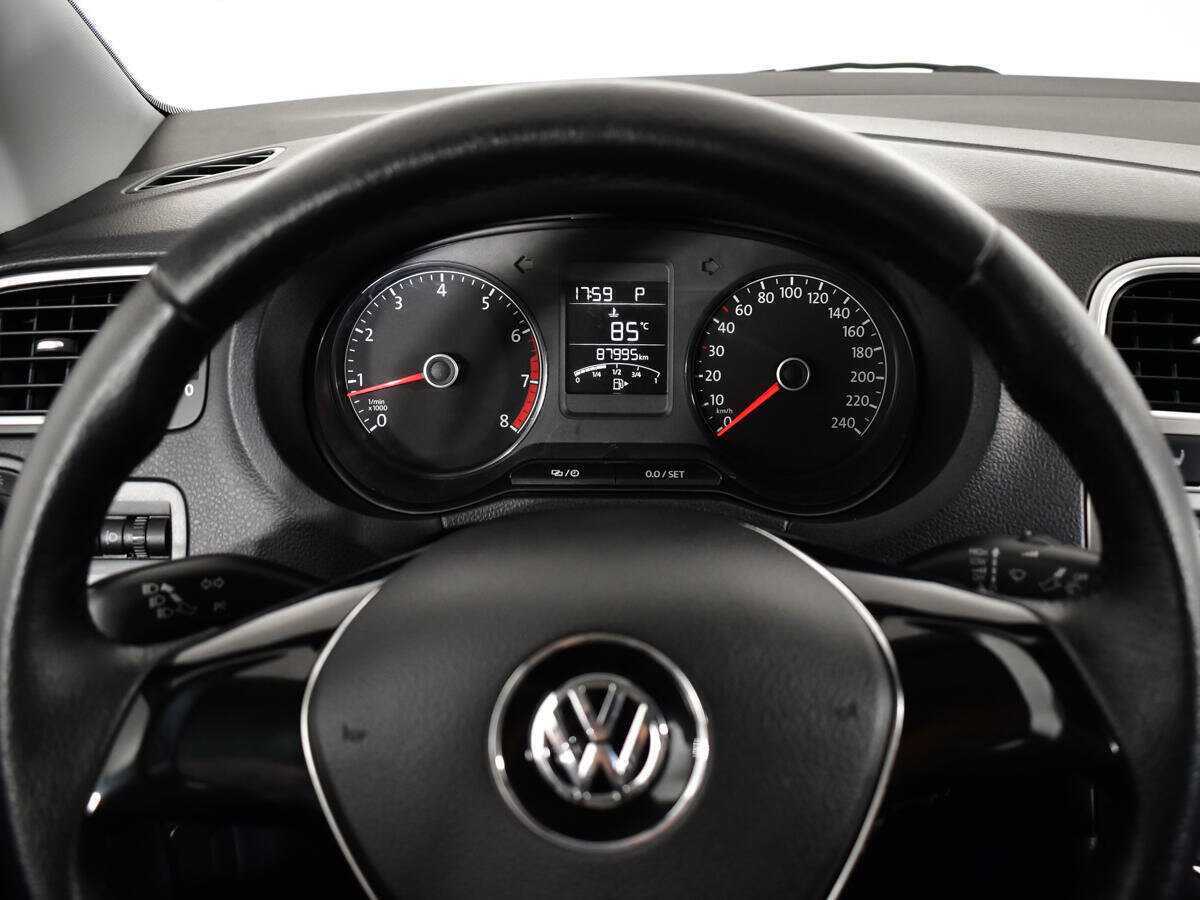 Volkswagen Polo, 2016 Фото №11