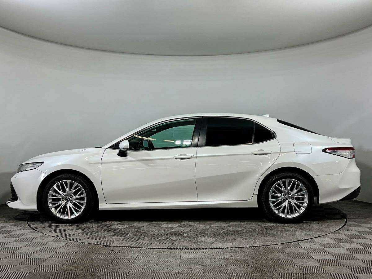 Toyota Camry, 2018 Фото №8