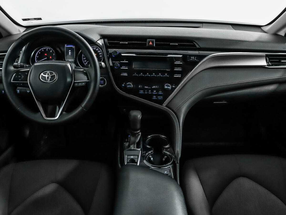 Toyota Camry, 2021 Фото №13