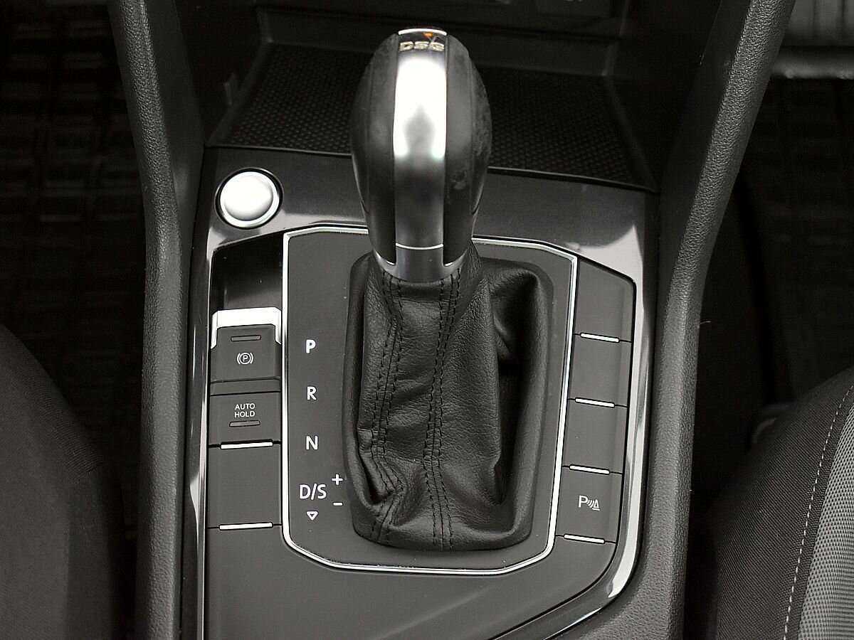 Volkswagen Tiguan, 2019 Фото №15