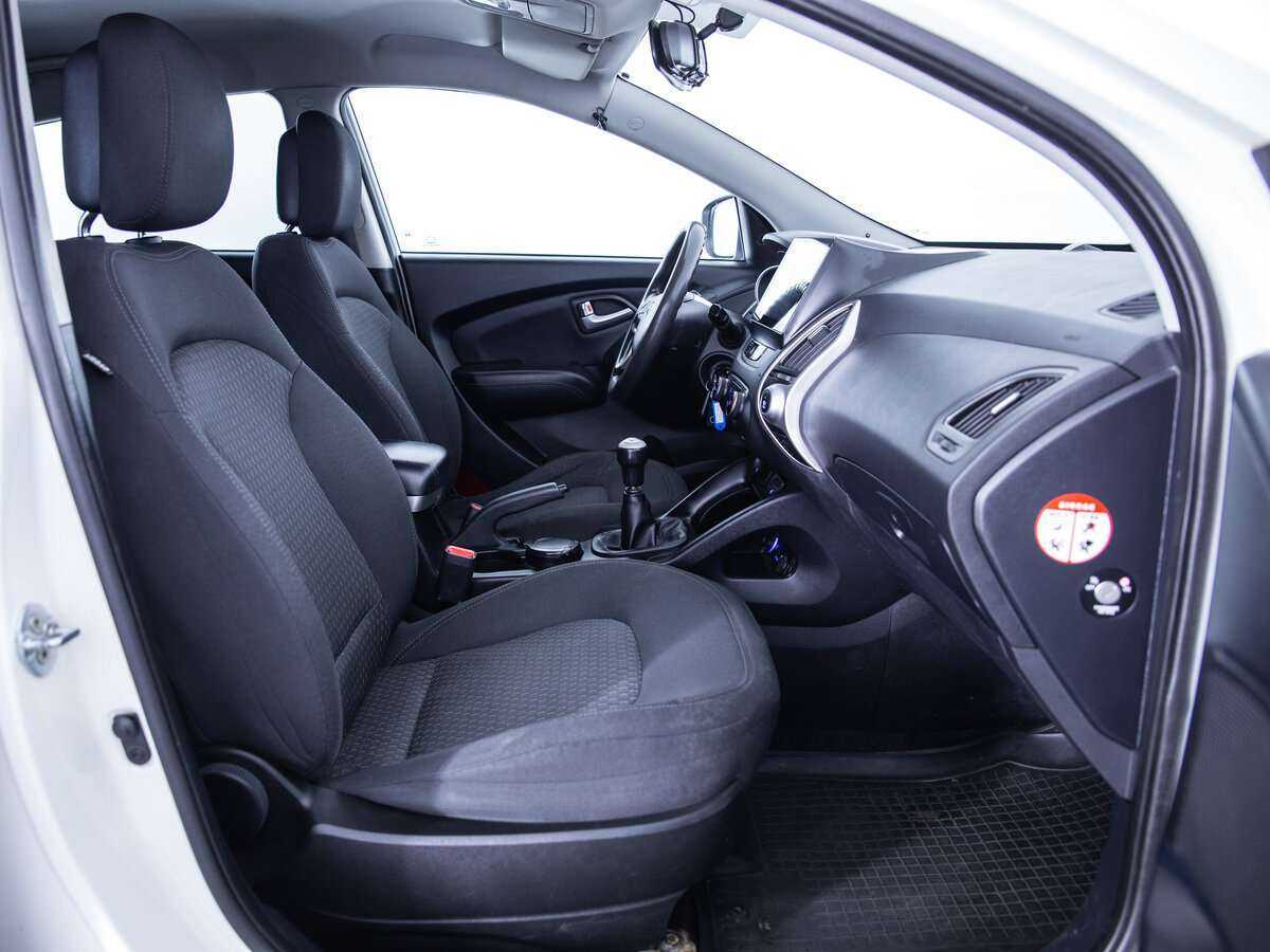 Hyundai ix35, 2012 Фото №11