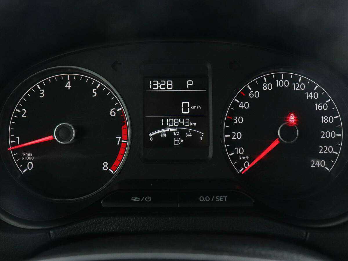 Volkswagen Polo, 2018 Фото №11