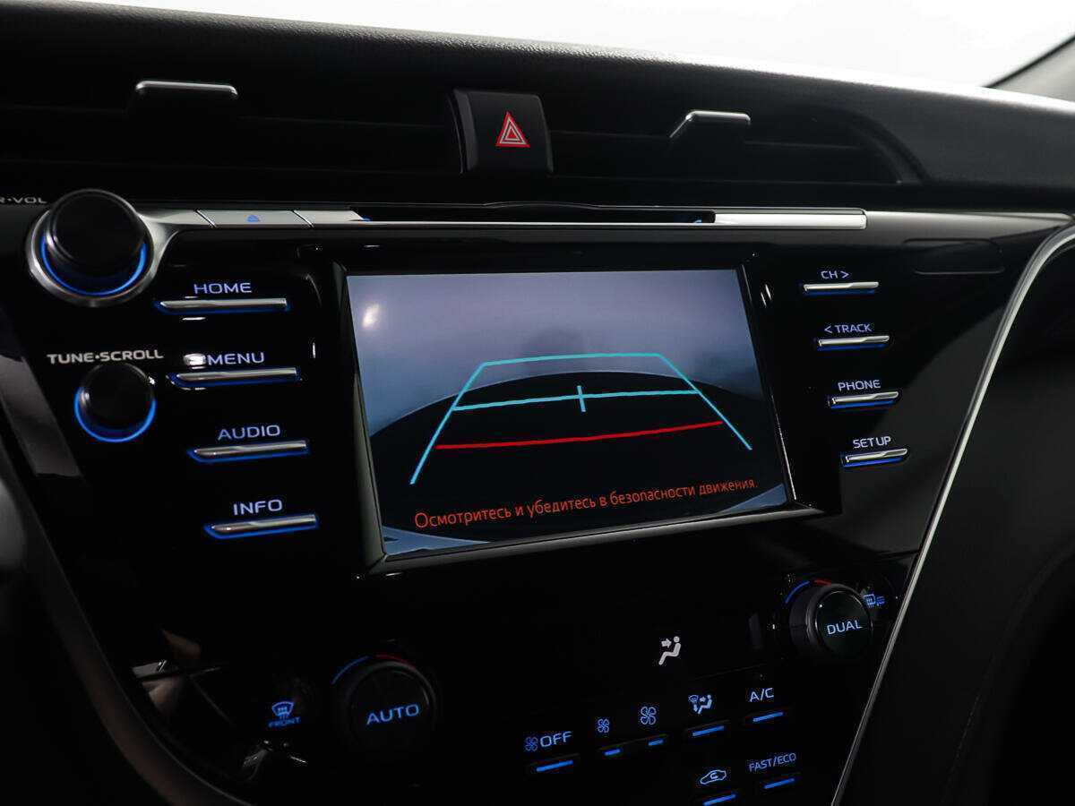 Toyota Camry, 2020 Фото №16