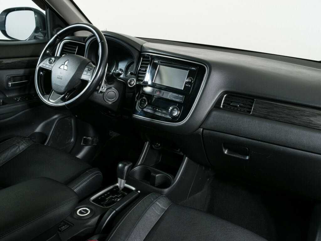 Mitsubishi Outlander, 2015 Фото №8