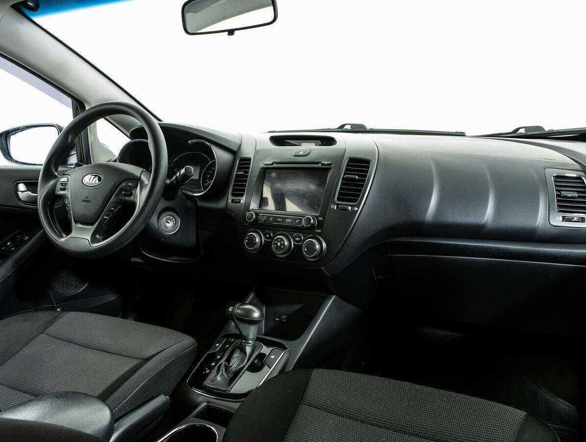 Kia Cerato, 2018 Фото №8