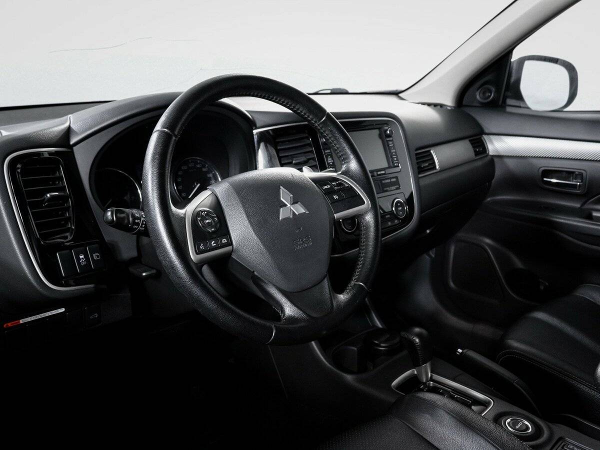 Mitsubishi Outlander, 2012 Фото №13
