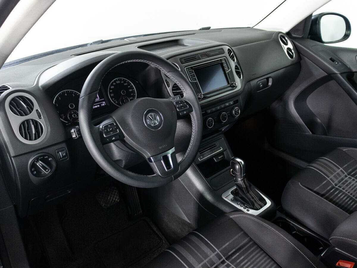 Volkswagen Tiguan, 2015 Фото №11