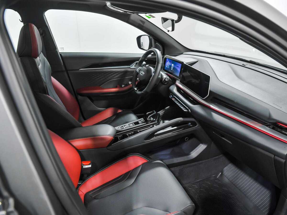 Geely Coolray, 2023 Фото №16