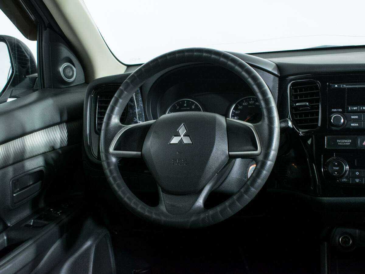Mitsubishi Outlander, 2014 Фото №12