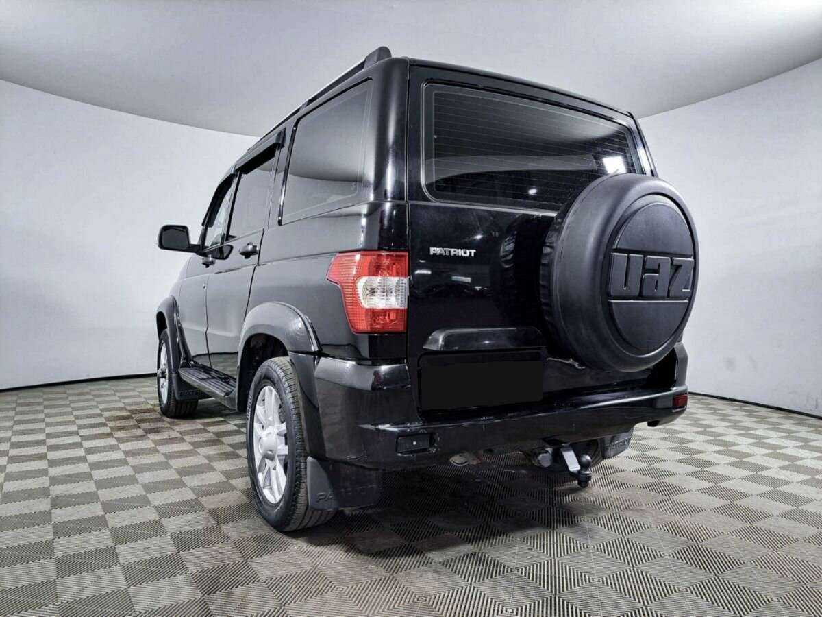УАЗ Patriot, 2019 Фото №6