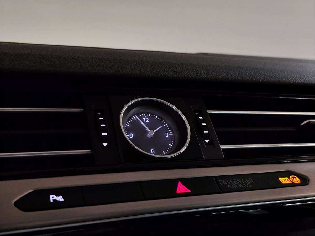 Volkswagen Passat Alltrack, 2019 Фото №17