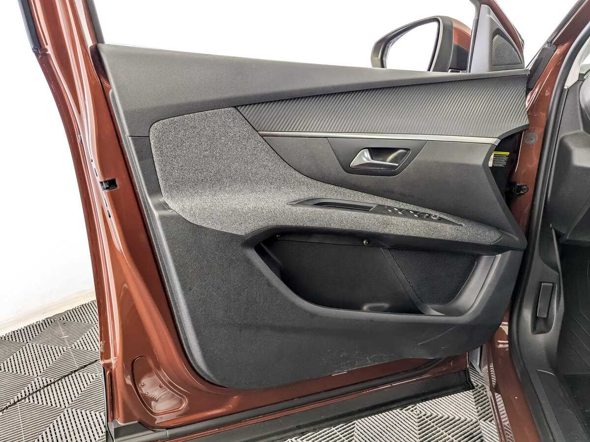 Peugeot 3008, 2017 Фото №15