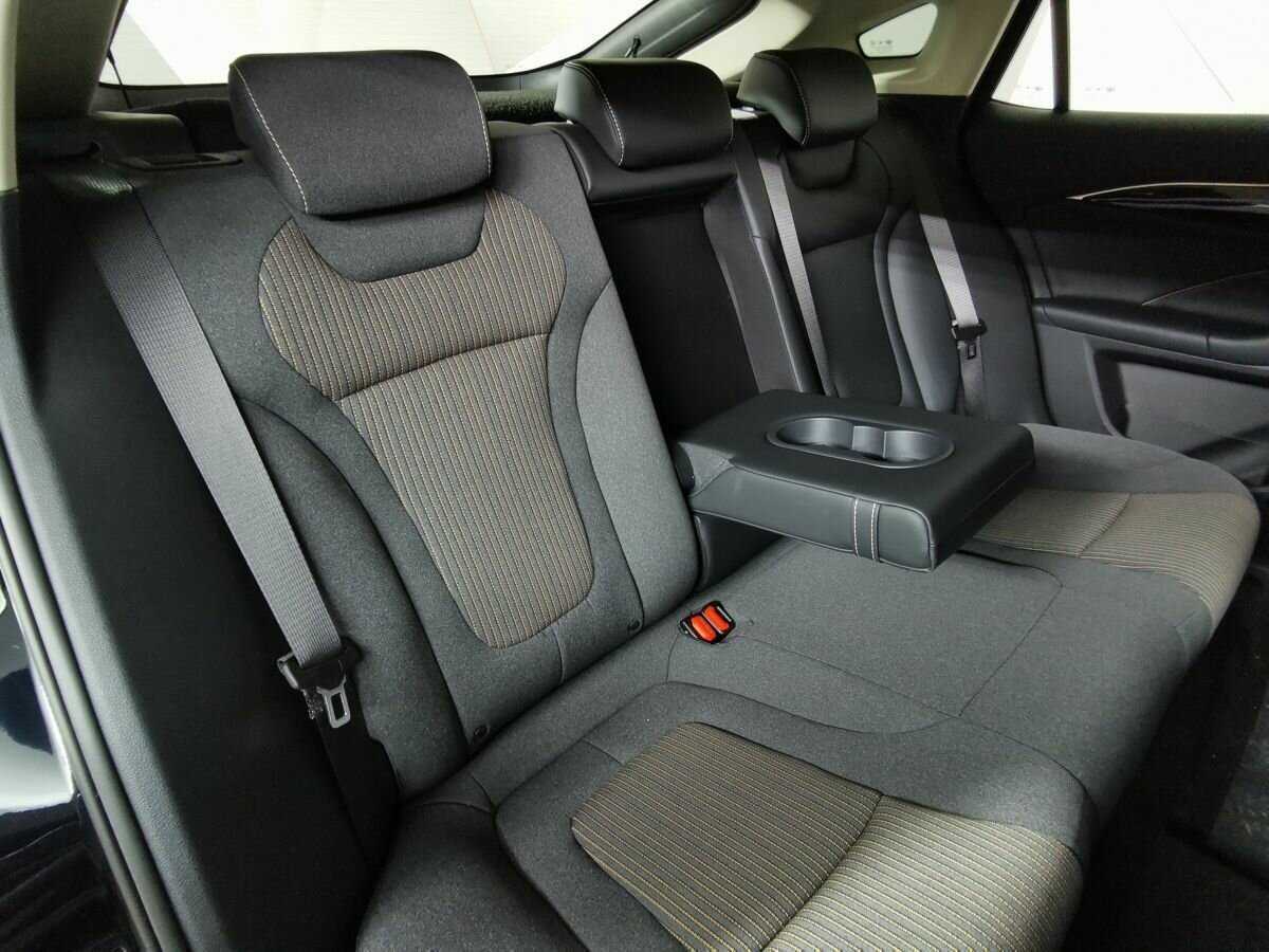 FAW Bestune B70, 2023 Фото №11