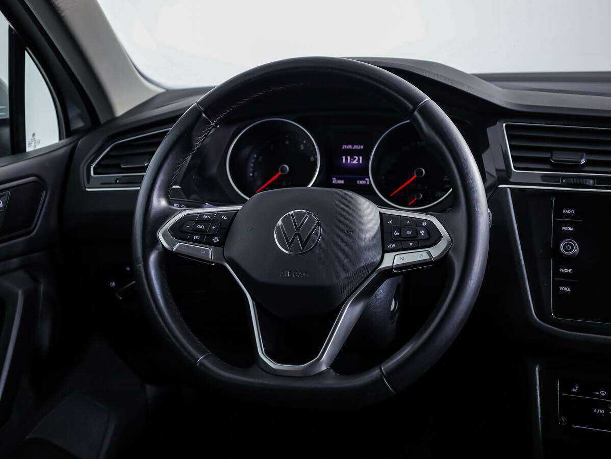 Volkswagen Tiguan, 2020 Фото №10