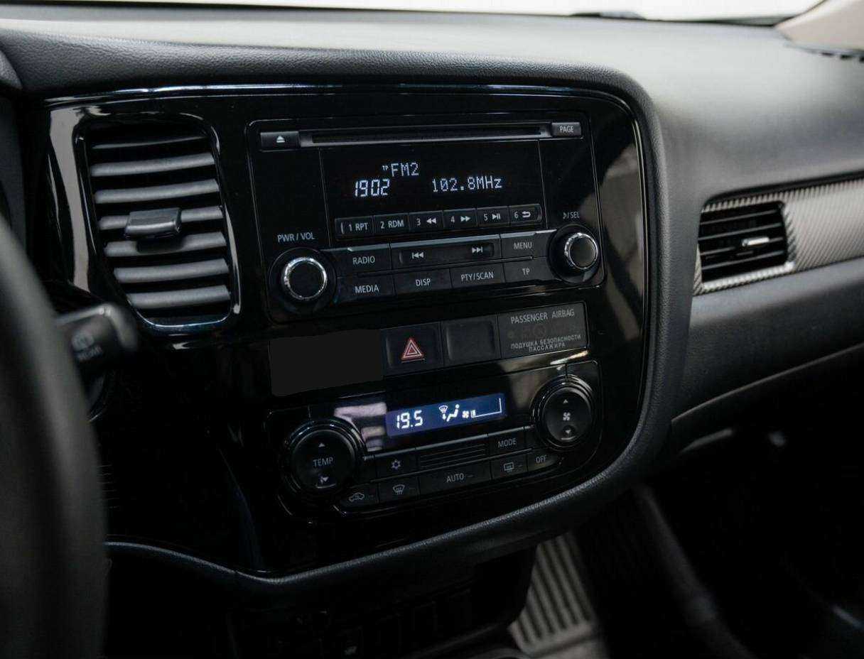 Mitsubishi Outlander, 2018 Фото №12